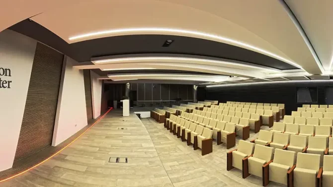 Centro de conferencias médicas grabación de eventos para sector medicina y salud cobertura de conferencias grupo audiovisual